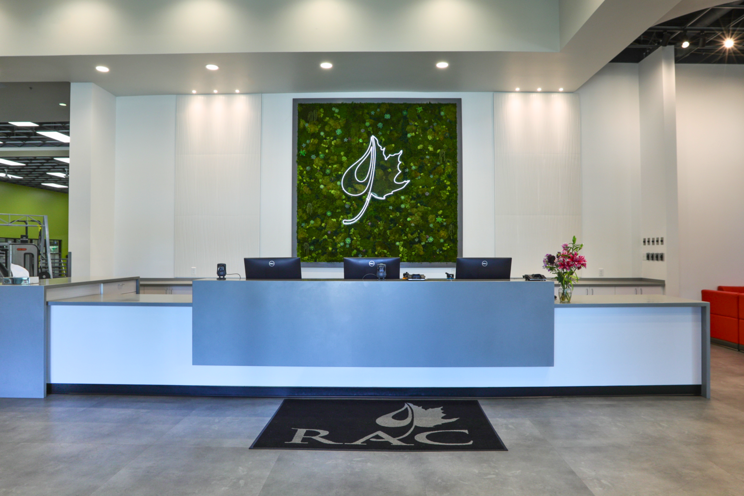 Raintree Athletic Club Front Desk